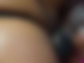 Live cam show with Lady Brown - Black Cum on StripNow