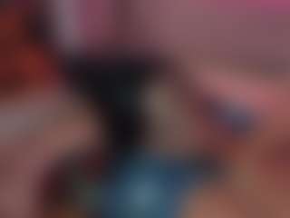 Live cam show with Lady Brown - Black BBW on Instabang