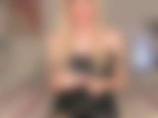 idealovnet's Live Sex Cam Show