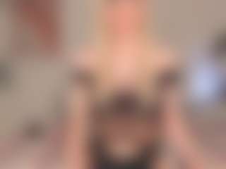 idealovnet's Live Sex Cam Show