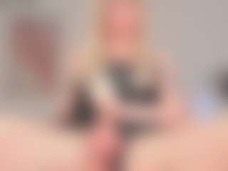 idealovnet's Live Sex Cam Show