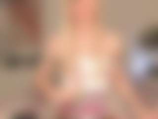 idealovnet's Live Sex Cam Show