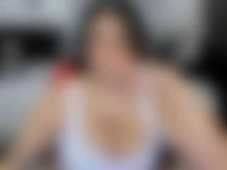 Live cam show with lucy - BBW White on CamClone | colombia