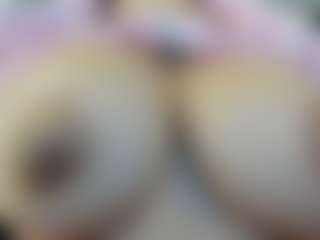 Live cam show with lucy - Lush on studioflirtlive.com