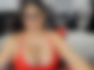 Live cam show with lucy - Spank Curvy on fapnchat