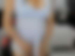Live cam show with lucy - Bedroom on Camsoda