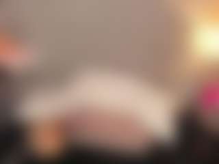 Live cam show with Kaitlyn Brown - Shaved Pussy on sexylive.show