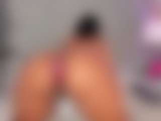Live cam show with Kaitlyn Brown - Young Adult on Camsoda