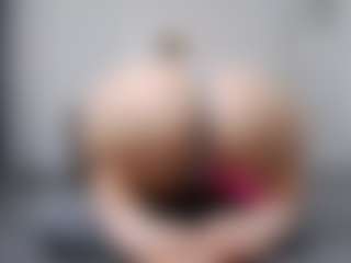 Sophilexy's Live Sex Cam Show