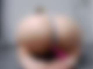 Sophilexy's Live Sex Cam Show