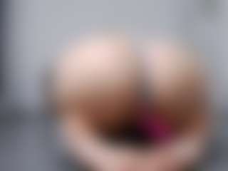 Sophilexy's Live Sex Cam Show