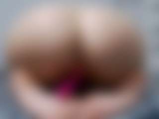 Live cam show with Sophilexy - Twerk on Hubzter Live