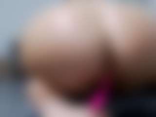 Sophilexy's Live Sex Cam Show
