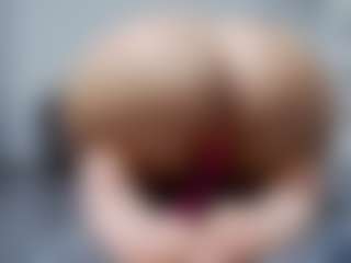 Live cam show with Sophilexy - Big Tits on intimatelivegirls.com