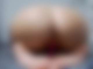 Live cam show with Sophilexy - Teen (18+) on hotwifechat.live