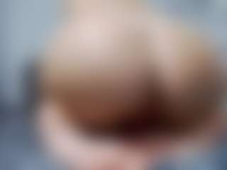Live cam show with Sophilexy - Big Ass Teen (18+) on 1on1-livenow