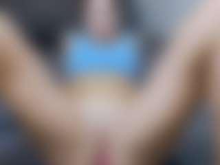 Live cam show with Sophilexy - Blonde Hair Toys on Cam Slut