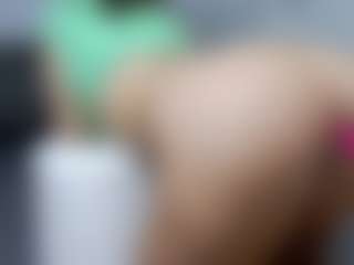 Sophilexy's Live Sex Cam Show
