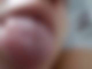 Live cam show with Sophilexy - Foot Fetish Blonde Hair on intimatelivegirls.com