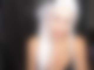 Ukrainian catwoman's Live Sex Cam Show