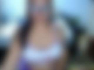 Live cam show with kaarlaa - Thick on AdultVida.com