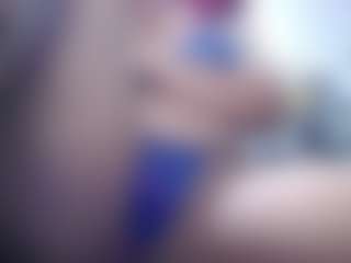 Live cam show with kaarlaa - Foot Fetish on StripNow