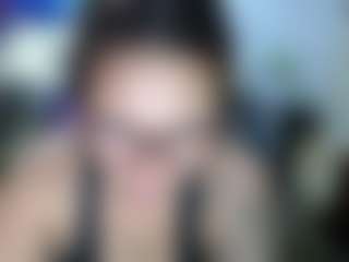 Live cam show with kaarlaa - Glasses on crypto-cams