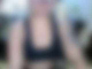 Live cam show with kaarlaa - Glasses on SpankPalCams