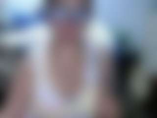 Live cam show with kaarlaa - Bedroom on livesuperchat.net