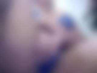 Live cam show with kaarlaa - Flashing on Dolls Live