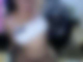 Live cam show with kaarlaa - Strip on SpunkLive