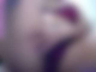Live cam show with kaarlaa - Solo on mypornchat.com