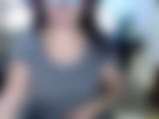Live cam show with kaarlaa - Flashing on Dolls Live