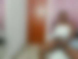 lupeadams's Live Sex Cam Show