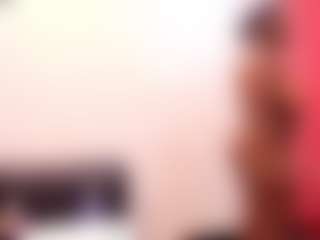 Live cam show with lupeadams - Flashing on Dolls Live