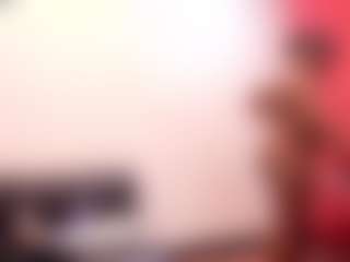 Live cam show with lupeadams - Solo on googirlz