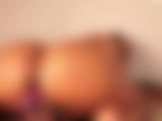 Live cam show with monica - Wet on xxxlivecams.org