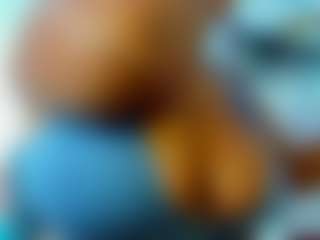 Live cam show with olivahot31 - Ebony on TeamSkeetLive