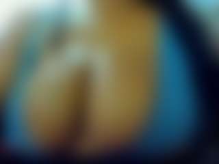 Live cam show with olivahot31 - Amateur on livesuperchat.net