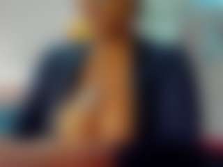 Live cam show with olivahot31 - Ebony on Camming Site