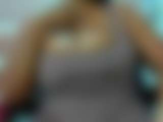 Live cam show with olivahot31 - Ebony on Soda Cam