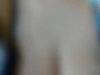 Live cam show with olivahot31 - Ebony Amateur on CamwithHer