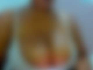 Live cam show with olivahot31 - Middle Aged on madthumbs