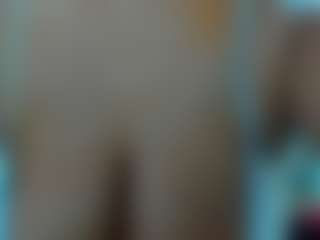 Live cam show with olivahot31 - Solo on Camsoda