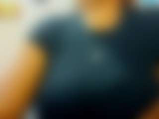 Live cam show with olivahot31 - Living Room on Camsoda
