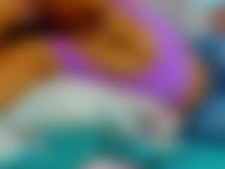 Live cam show with olivahot31 - Black MILF on Dolls Live