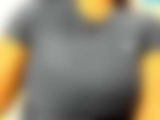 Live cam show with olivahot31 - Middle Aged on friskycurves.com