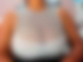 Live cam show with olivahot31 - Lovense on Camsoda