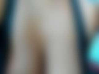 Live cam show with olivahot31 - Black Middle Aged on xplaylive.com