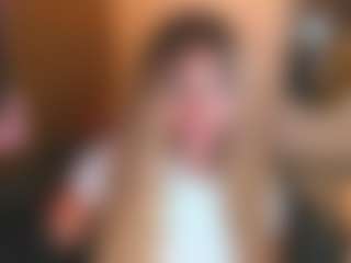 Live cam show with Teerry - Black Dildo on TeamSkeetLive